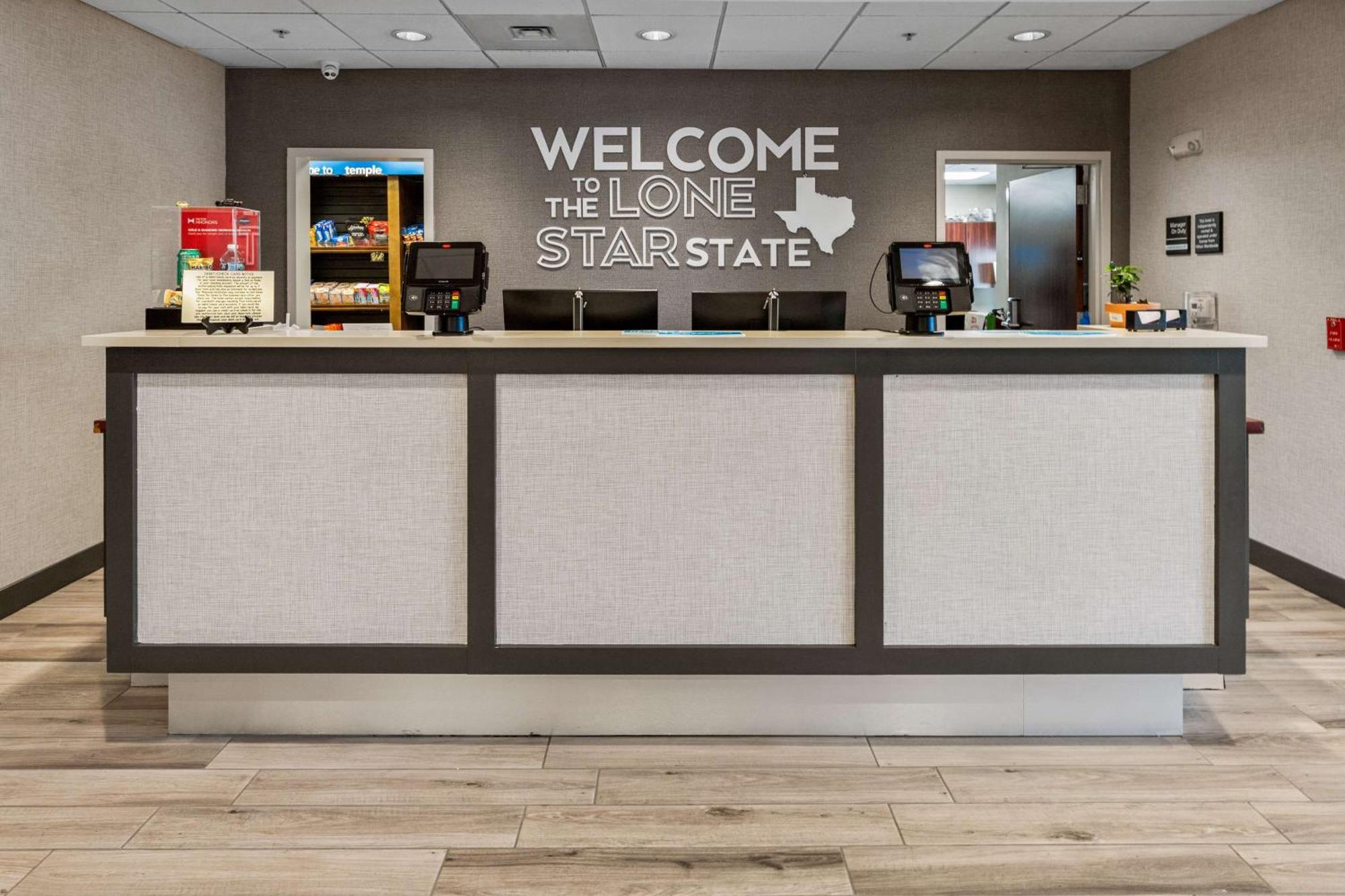 Hampton Inn Temple Exterior photo